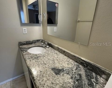 13 Silver Park Circle - Photo Thumbnail 10