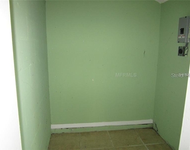 13 Silver Park Circle - Photo Thumbnail 16