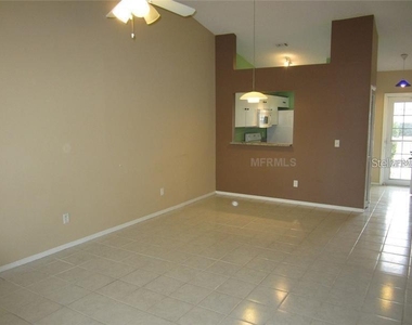 13 Silver Park Circle - Photo Thumbnail 2