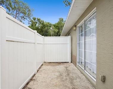 1105 N Rockingham Avenue - Photo Thumbnail 14
