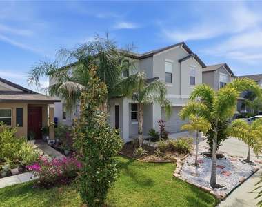 861 Olive Conch Street - Photo Thumbnail 2