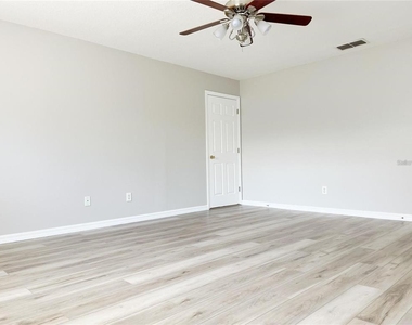 12860 Hunters Vista Boulevard - Photo Thumbnail 32