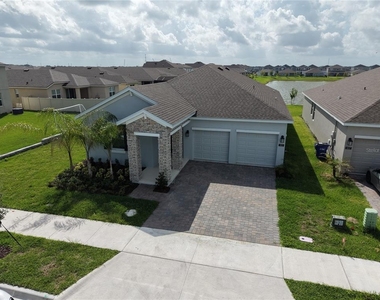 1831 Bright Sky Drive - Photo Thumbnail 3
