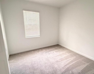 1831 Bright Sky Drive - Photo Thumbnail 30