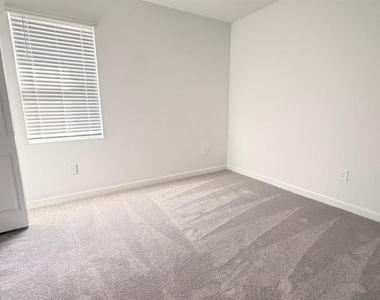1831 Bright Sky Drive - Photo Thumbnail 19