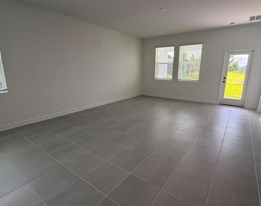 1831 Bright Sky Drive - Photo Thumbnail 12