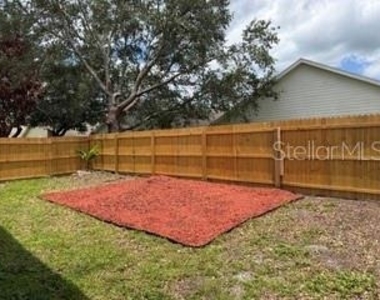 9812 Doriath Circle - Photo Thumbnail 15