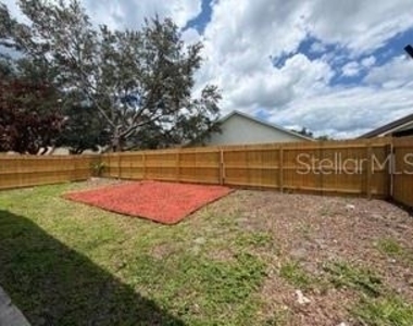 9812 Doriath Circle - Photo Thumbnail 16