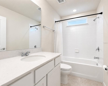 2092 Cross Prairie Parkway - Photo Thumbnail 24