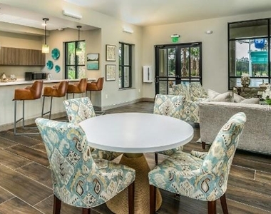 2092 Cross Prairie Parkway - Photo Thumbnail 36