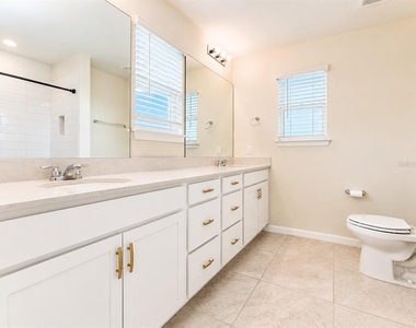 2092 Cross Prairie Parkway - Photo Thumbnail 17