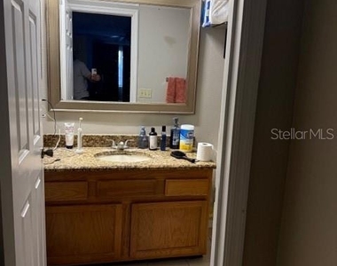 1203 Clubside Drive - Photo Thumbnail 10