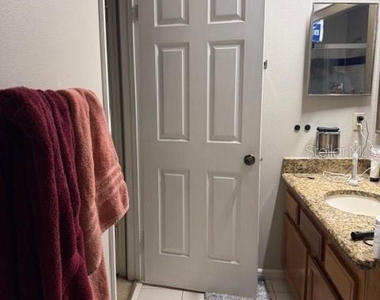 1203 Clubside Drive - Photo Thumbnail 16