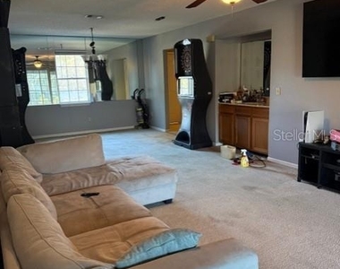 1203 Clubside Drive - Photo Thumbnail 7