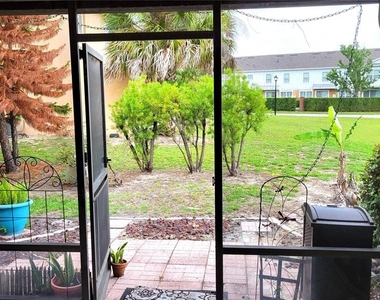 1178 N Fairway Drive - Photo Thumbnail 9