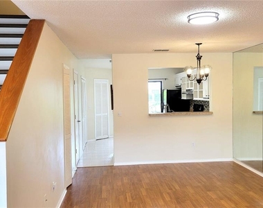 1178 N Fairway Drive - Photo Thumbnail 1