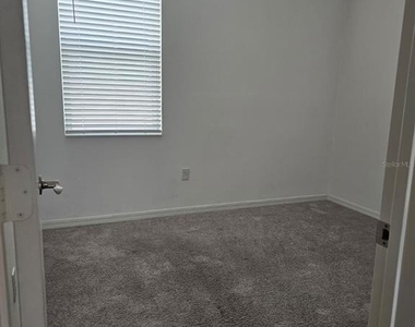 2927 Sanctuary Drive - Photo Thumbnail 12