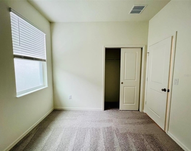 16365 Winding Preserve Circle - Photo Thumbnail 12