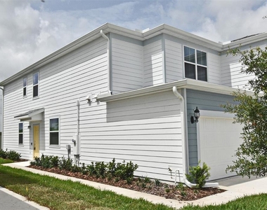 3101 Emerald Acres Lane - Photo Thumbnail 1