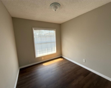 7420 Woodburn Court - Photo Thumbnail 11