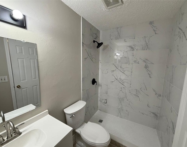 7420 Woodburn Court - Photo Thumbnail 10