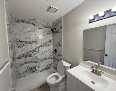 7420 Woodburn Court - Photo Thumbnail 12