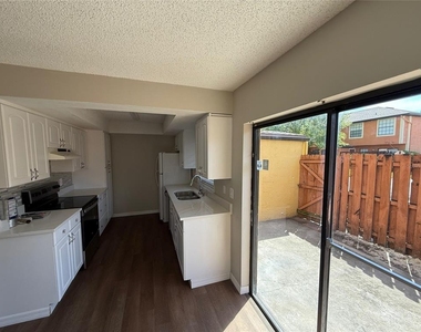 7420 Woodburn Court - Photo Thumbnail 14