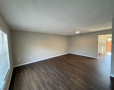 7420 Woodburn Court - Photo Thumbnail 2
