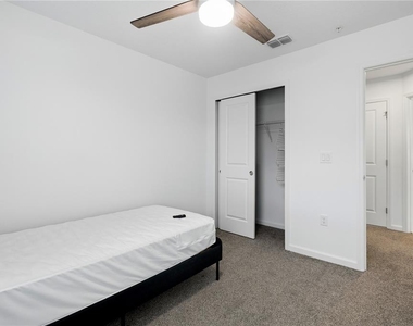 11653 Straits Way - Photo Thumbnail 18