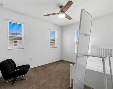 11653 Straits Way - Photo Thumbnail 20