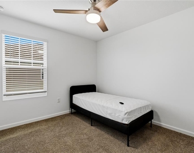 11653 Straits Way - Photo Thumbnail 17