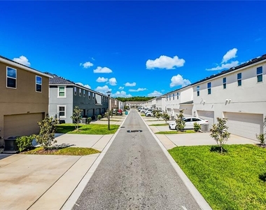 11653 Straits Way - Photo Thumbnail 25