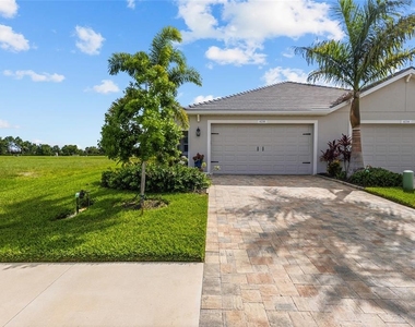 4238 Golden Creek Terrace - Photo Thumbnail 13