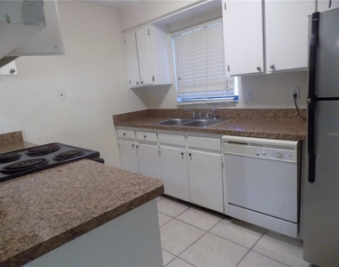 713 Sw 69 Street - Photo Thumbnail 8