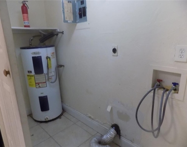 713 Sw 69 Street - Photo Thumbnail 7