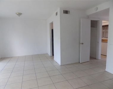 1110 Sw 62 Terrace - Photo Thumbnail 15
