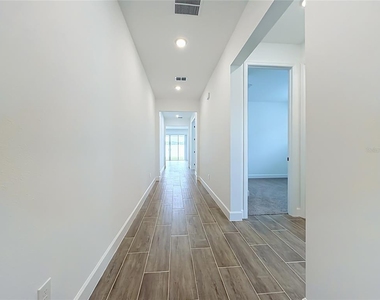 147 Waterstone Loop - Photo Thumbnail 2