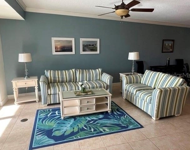 102 Yacht Harbor Drive - Photo Thumbnail 15
