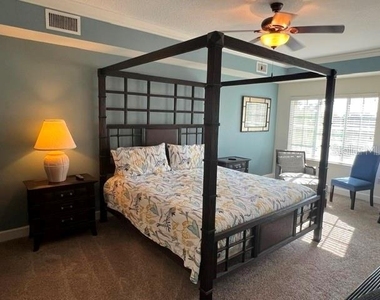 102 Yacht Harbor Drive - Photo Thumbnail 18