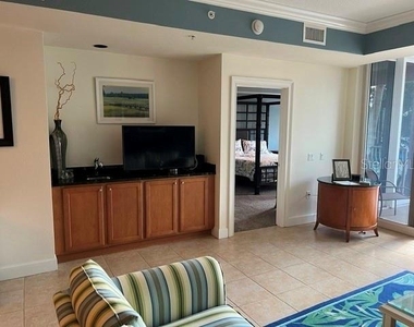 102 Yacht Harbor Drive - Photo Thumbnail 12