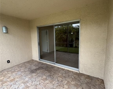 25050 Sandhill Boulevard - Photo Thumbnail 13