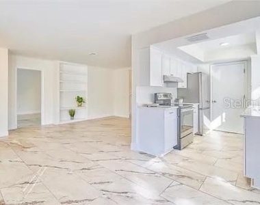 11713 Raintree Drive - Photo Thumbnail 6
