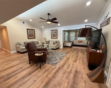 6861 Woodwind Dr - Photo Thumbnail 6