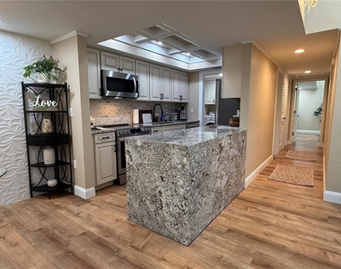 6861 Woodwind Dr - Photo Thumbnail 3