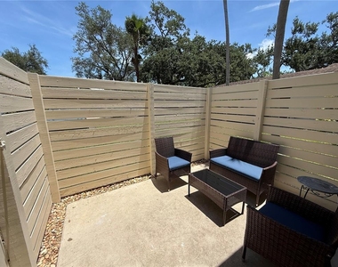 6861 Woodwind Dr - Photo Thumbnail 21
