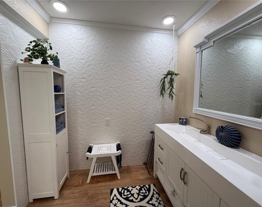 6861 Woodwind Dr - Photo Thumbnail 16