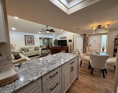 6861 Woodwind Dr - Photo Thumbnail 11