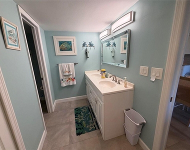 204 3rd Street W - Photo Thumbnail 9