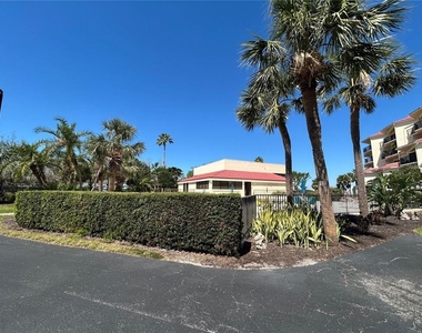 204 3rd Street W - Photo Thumbnail 18