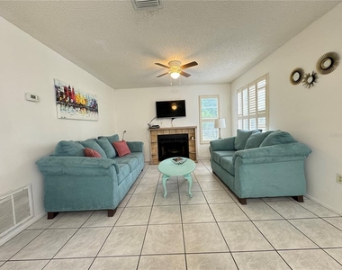 3610 59th Avenue W - Photo Thumbnail 6